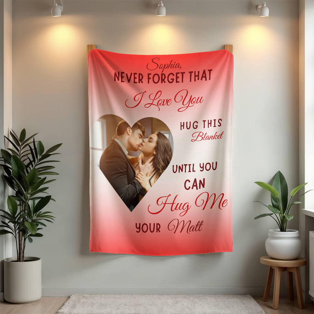 A PersonalizedSherpa Fleece Blanket (3:4)