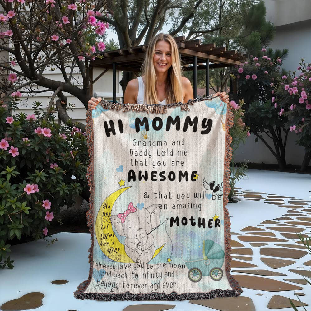 A Custom Fleece Blanket for a New Mom.
