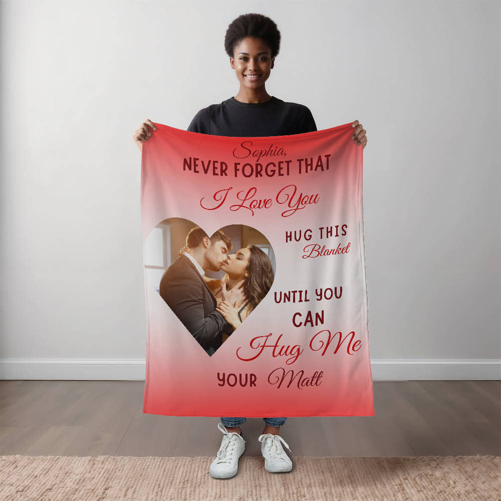 A PersonalizedSherpa Fleece Blanket (3:4)